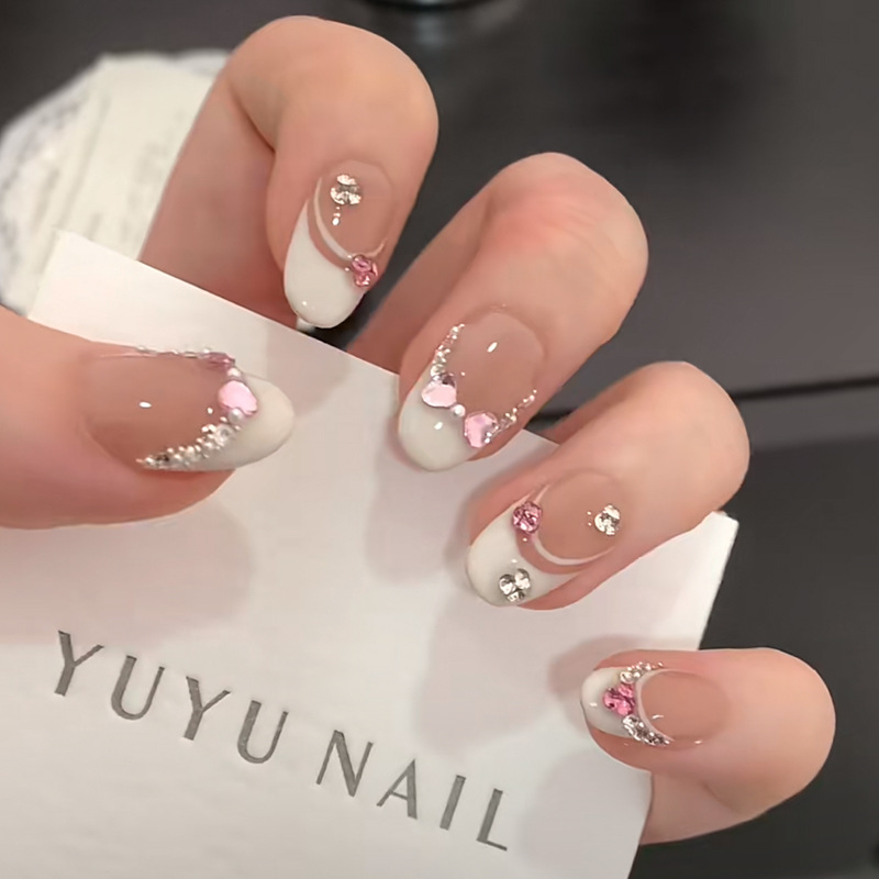 Nail Art Fake Nails - 10 ชิ้นสีขาวภาษาฝรั่งเศสคําหัวใจสีชมพูเพชรเล็บ Art อ่อนโยนหวานสั้นรูปไข่ประดิษฐ์สวมใส่เล็บ Patch ฝาครอบกด