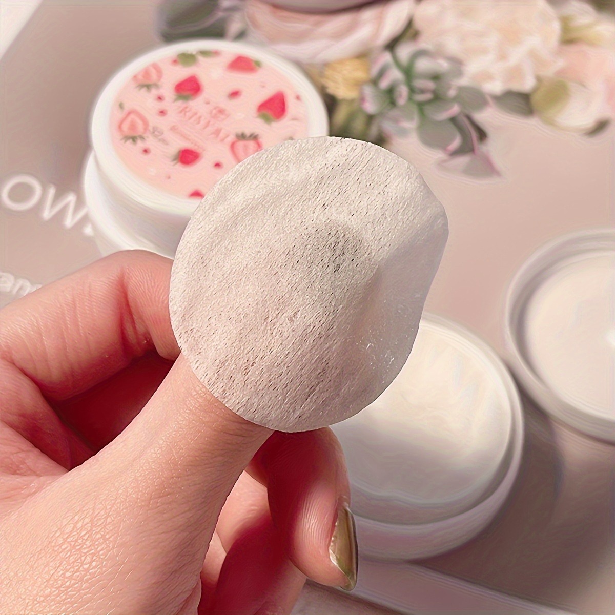 Nail Art Strawberry - 32 ชิ้น/กล่องสตรอเบอร์รี่เล็บRemover Pads,ผ้าเช็ดทําความสะอาดดูดซับนุ่มสําหรับEasy Manicure & Pedicure
