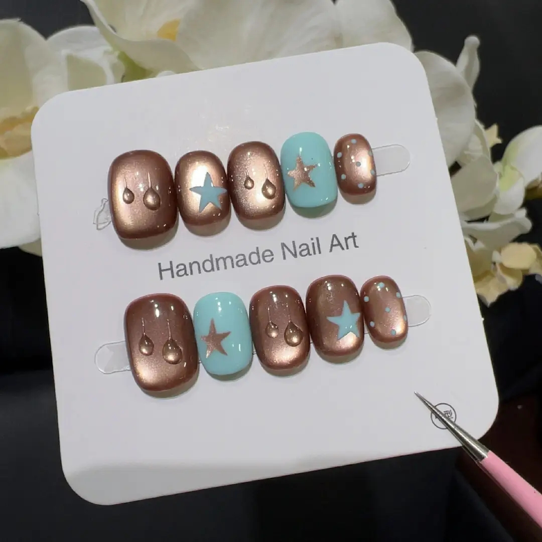 เล็บปลอมปลายฝรั่งเศสทำมือ 10 ช - Nail Art Emerald บทวิจารณ์และราคา