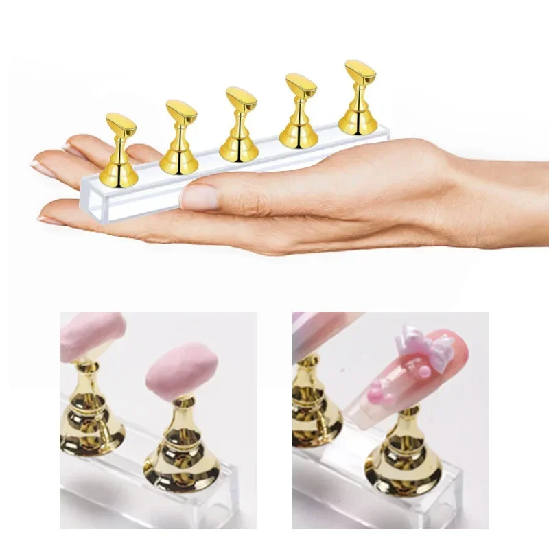 ที่ยึดเล็บหมากรุกแม่เหล็ก5ชิ้น - Nail Art Gold บทวิจารณ์และราคา